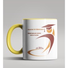 Kişiye Özel Yılın En İyi Öğretmeni Tasarımlı Sarı Renk Kupa