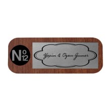 Kişiye Özel Ev Kapı Tasarımlı İcon ilaveli Ahşap Kapı İsimliği | Ceviz - Model 2