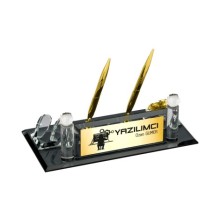 Kişiye Özel Yazılımcı Tasarımlı Kristal Masa İsimliği Saatli Çift Kalem - Altın