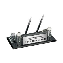 Kişiye Özel Eczacı 2 Tasarımlı Kristal Masa İsimliği Saatli Çift Kalem Bardak - Gümüş