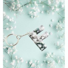 İsme Özel F Harfi Temalı Flower Paint Tasarımlı Anahtarlık | Epoksi Döküm Anahtarlık