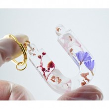 İsme Özel Ü Harfi Temalı Epoksi Anahtarlık | Red & Purple Flower