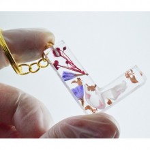 İsme Özel L Harfi Temalı Epoksi Anahtarlık | Red & Purple Flower