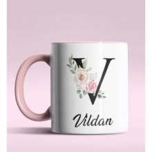 Kişiye Özel V Harfi Temalı Gül Tasarım Pembe Renk Kupa