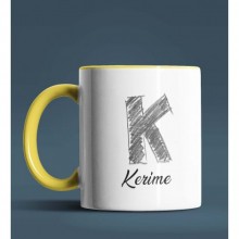Kişiye Özel K Harfi Temalı Kara Kalem Tasarım Sarı Renk Kupa