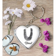 Kişiye Özel U Harfi Kara Kalem Kalp Aynalı Metal Anahtarlık