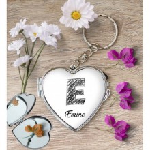 Kişiye Özel E Harfi Kara Kalem Kalp Aynalı Metal Anahtarlık